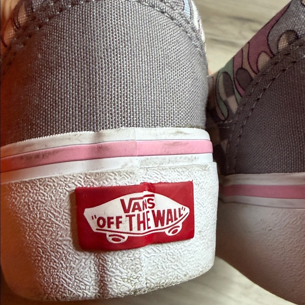 VANS Gray and Pink Women's Sneakers size 6.5 - Picture 11 of 14